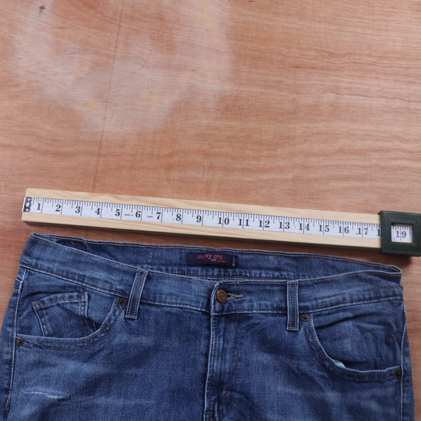 Levi's 523 Red Tab W38 L30 Straight Leg Blue Denim Jeans