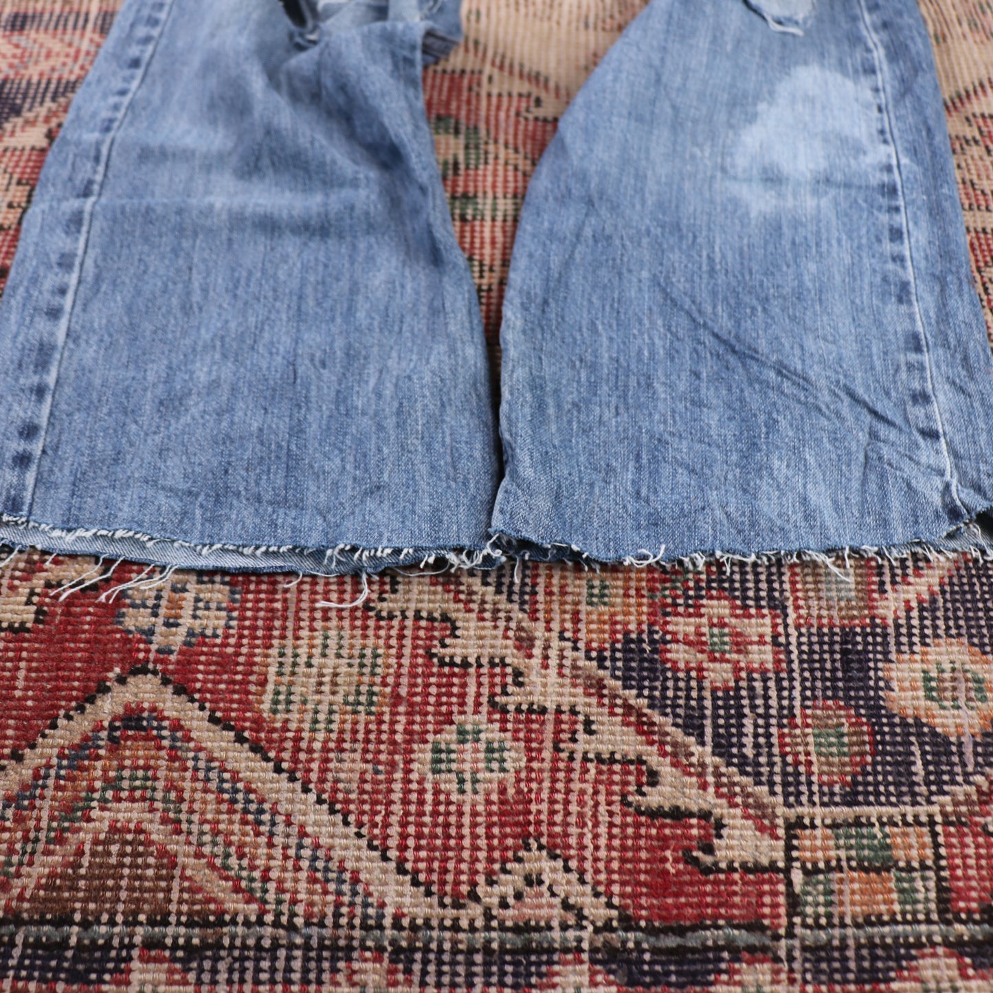 Lee W34 L27 Straight Leg Relaxed Fit Classic Ripped Style Blue Denim Jeans