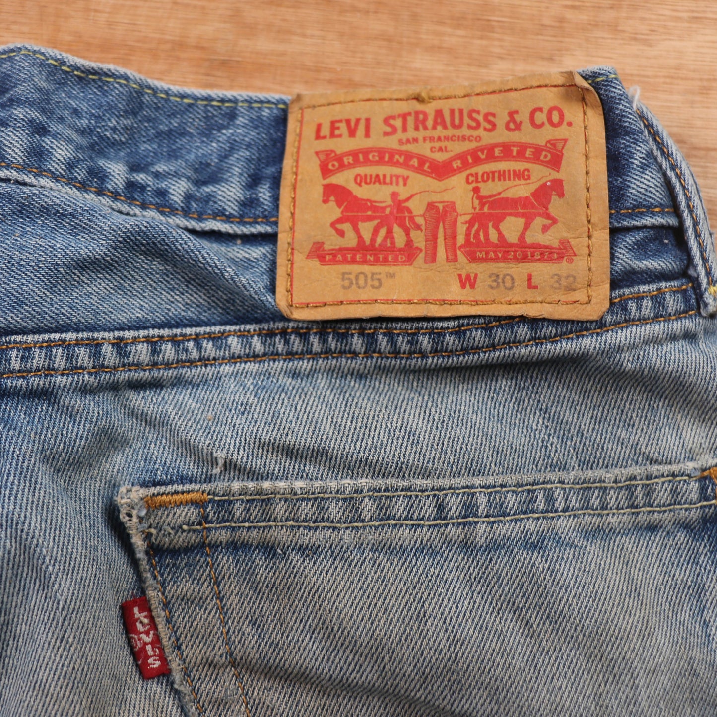 Levi's 505 Red Tab W30 L30 Straight Leg Regular Fit Blue Denim Jeans