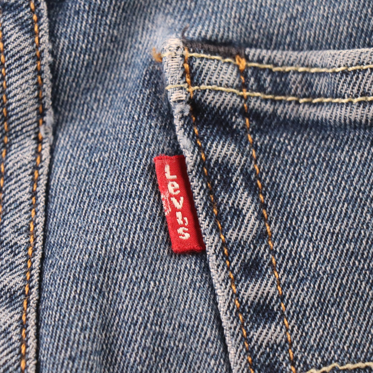 Levi's 519 Red Tab W28 L30 Slim Blue Denim Jeans