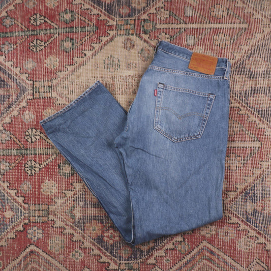 Levi's 501 W34 L28 Original Fit Classic Ripped Style Blue Denim Jeans