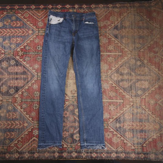 Levi's W30 L31 Straight Leg Blue Denim Jeans