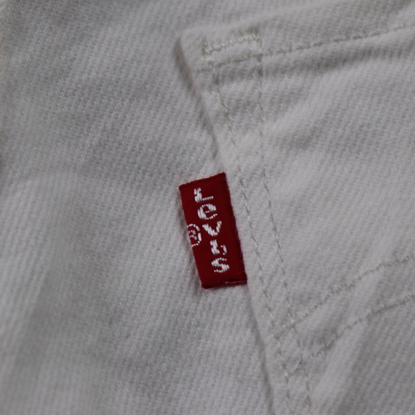 Levi's 505 Red Tab W32 L28 Straight Leg Regular Fit White Denim Jeans