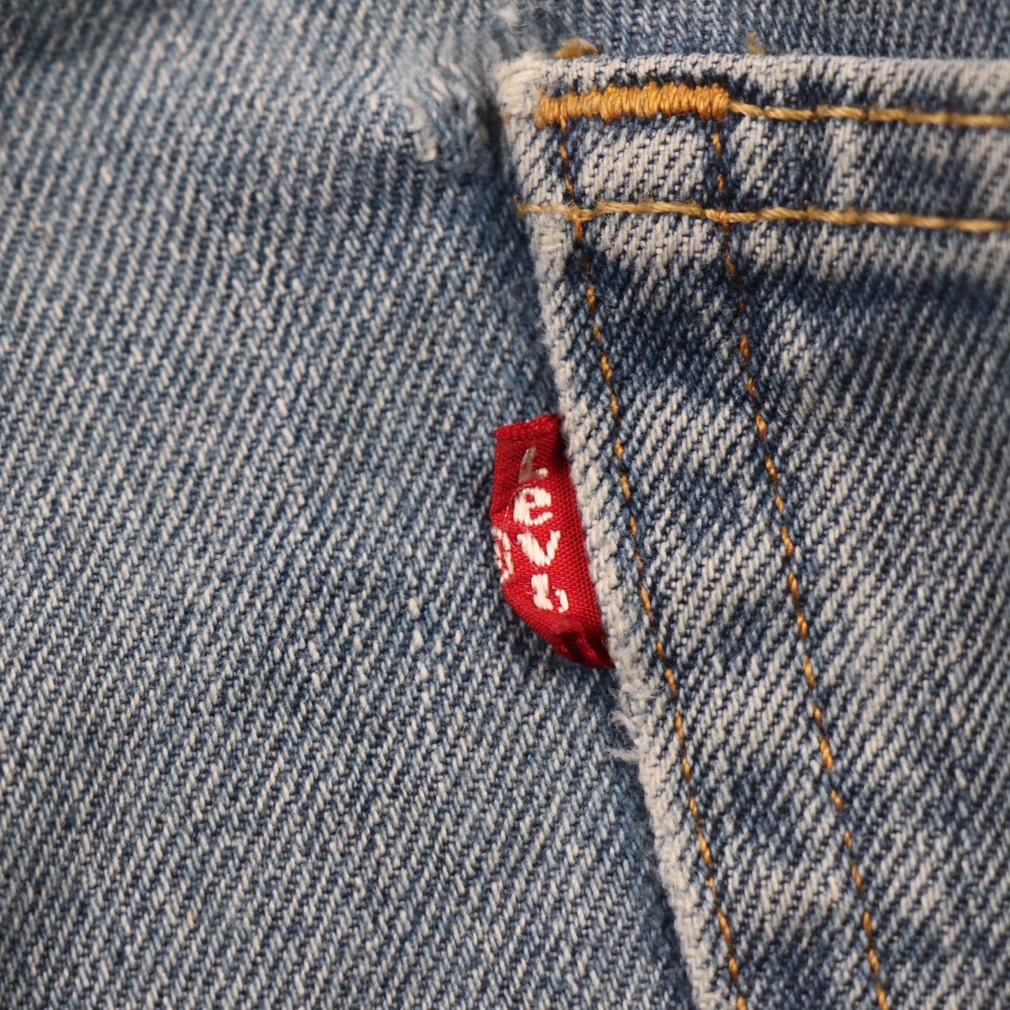 Levi's 550 Red Tab W38 L28 Tapered Leg Relaxed Fit Blue Denim Jeans