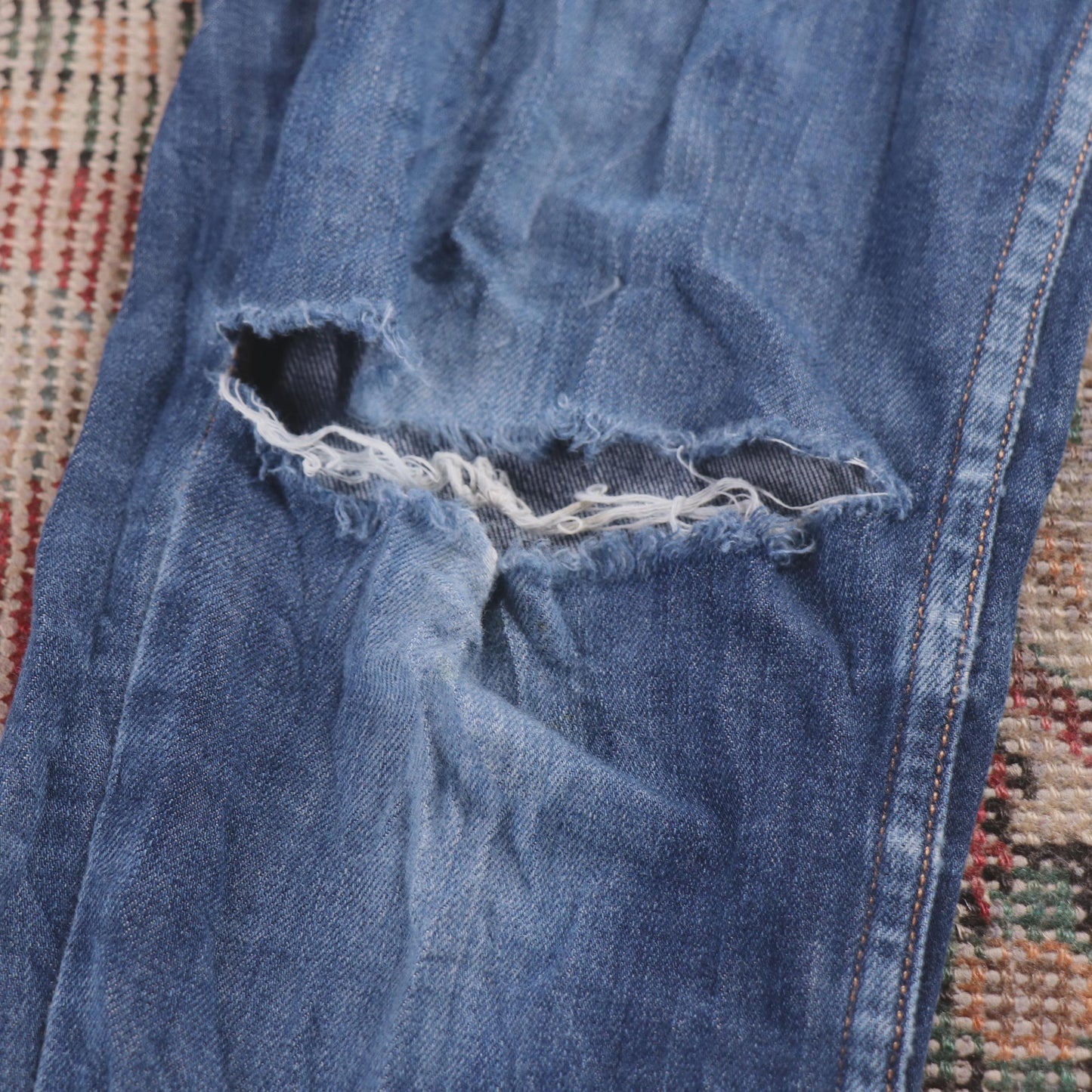 Levi's W28 L29 Skinny Classic Ripped Style Blue Denim Jeans