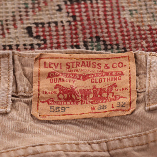 Levi's 559 Red Tab W38 L32 Straight Leg Relaxed Fit Beige Denim Jeans