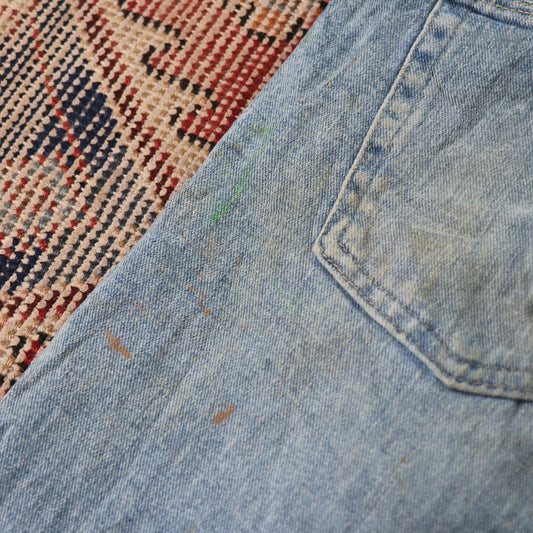 Wrangler W34 L30 Straight Leg Classic Ripped Style Blue Denim Jeans