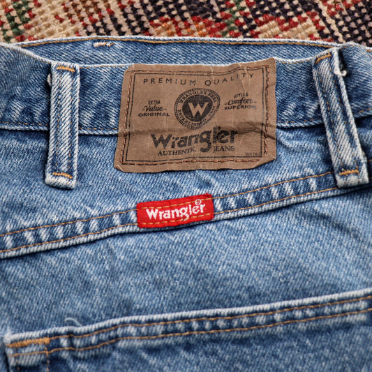Wrangler W36 L28 Straight Leg Relaxed Fit Blue Denim Jeans