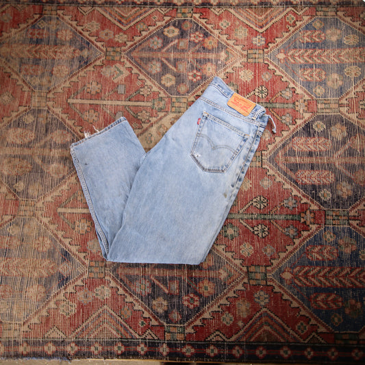 Levi's 550 W34 L30 Tapered Leg Relaxed Fit Classic Ripped Style Blue Denim Jeans