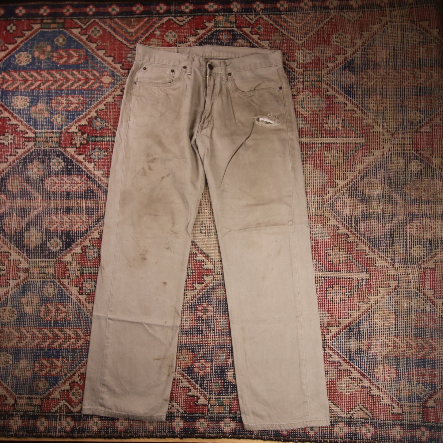 Levi's 505 W34 L29 Straight Leg Regular Fit Distressed Style Beige Denim Jeans