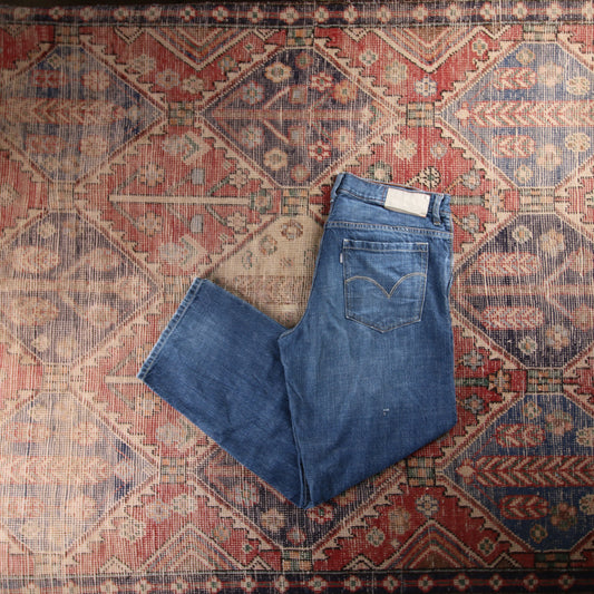 Levi's W36 L31 Bootcut Blue Denim Jeans