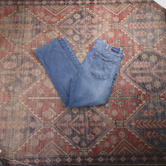 Levi's W38 L28 Straight Leg Blue Denim Jeans