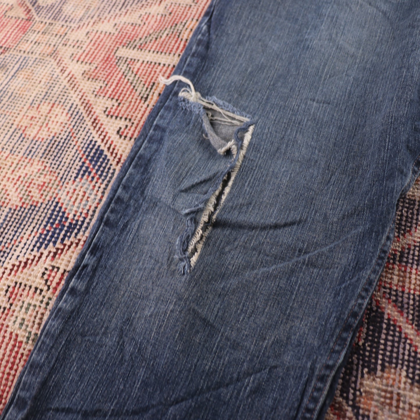 Wrangler W36 L30 Straight Classic Ripped Style Blue Denim Jeans