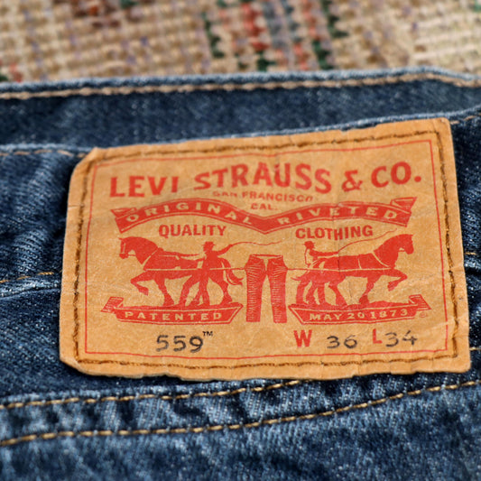 Levi's 559 W38 L33 Straight Leg Relaxed Fit Blue Denim Jeans