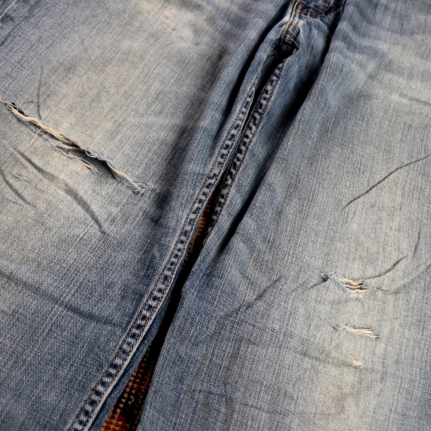 Levi's 514 W38 L33 Straight Leg Classic Ripped Style Blue Denim Jeans
