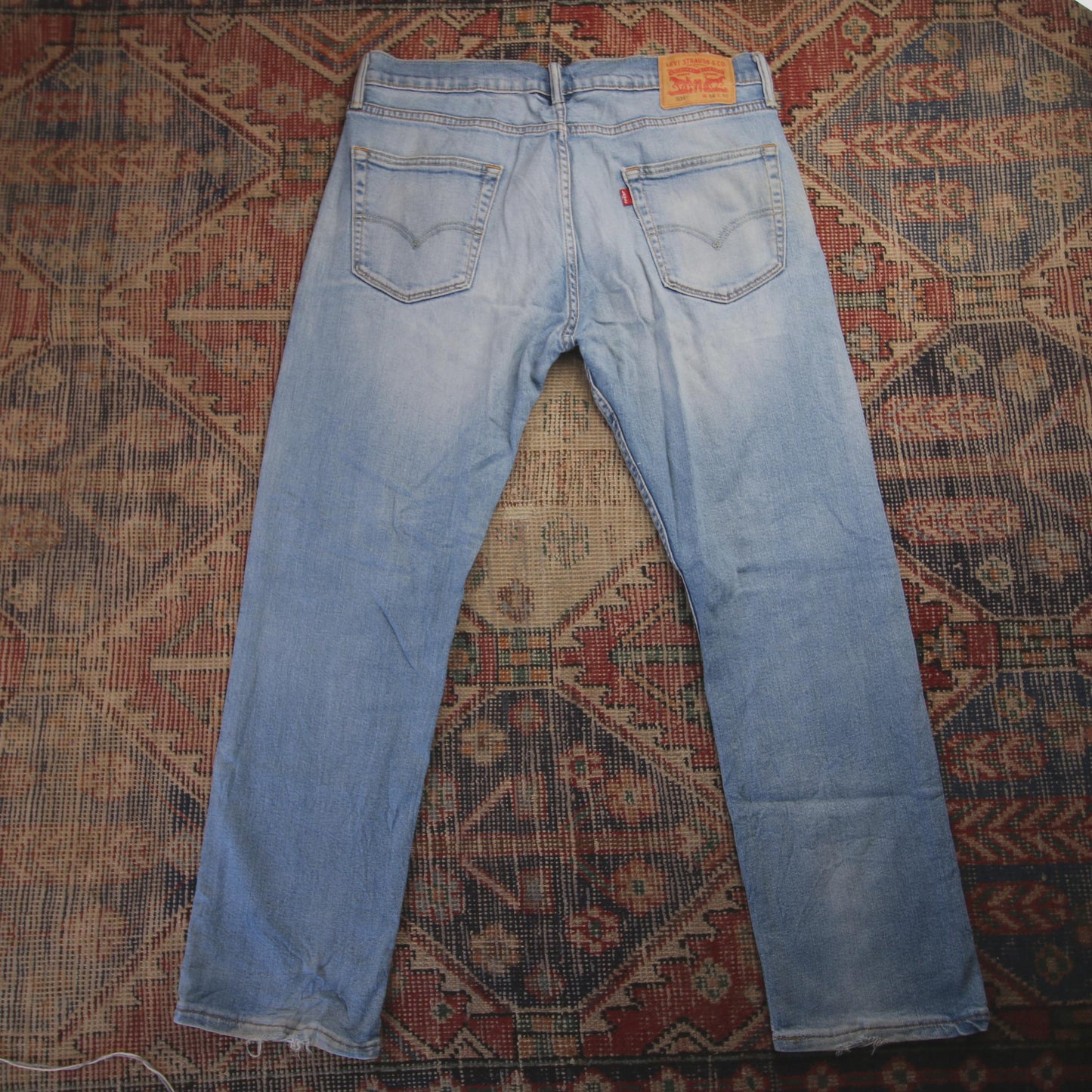 Levi's 504 W36 L29 Straight Leg Regular Fit Classic Ripped Style Blue Denim Jean