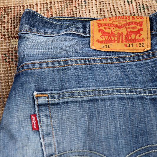 Levi's 541 W36 L31 Tapered Leg Classic Ripped Style Blue Denim Jeans