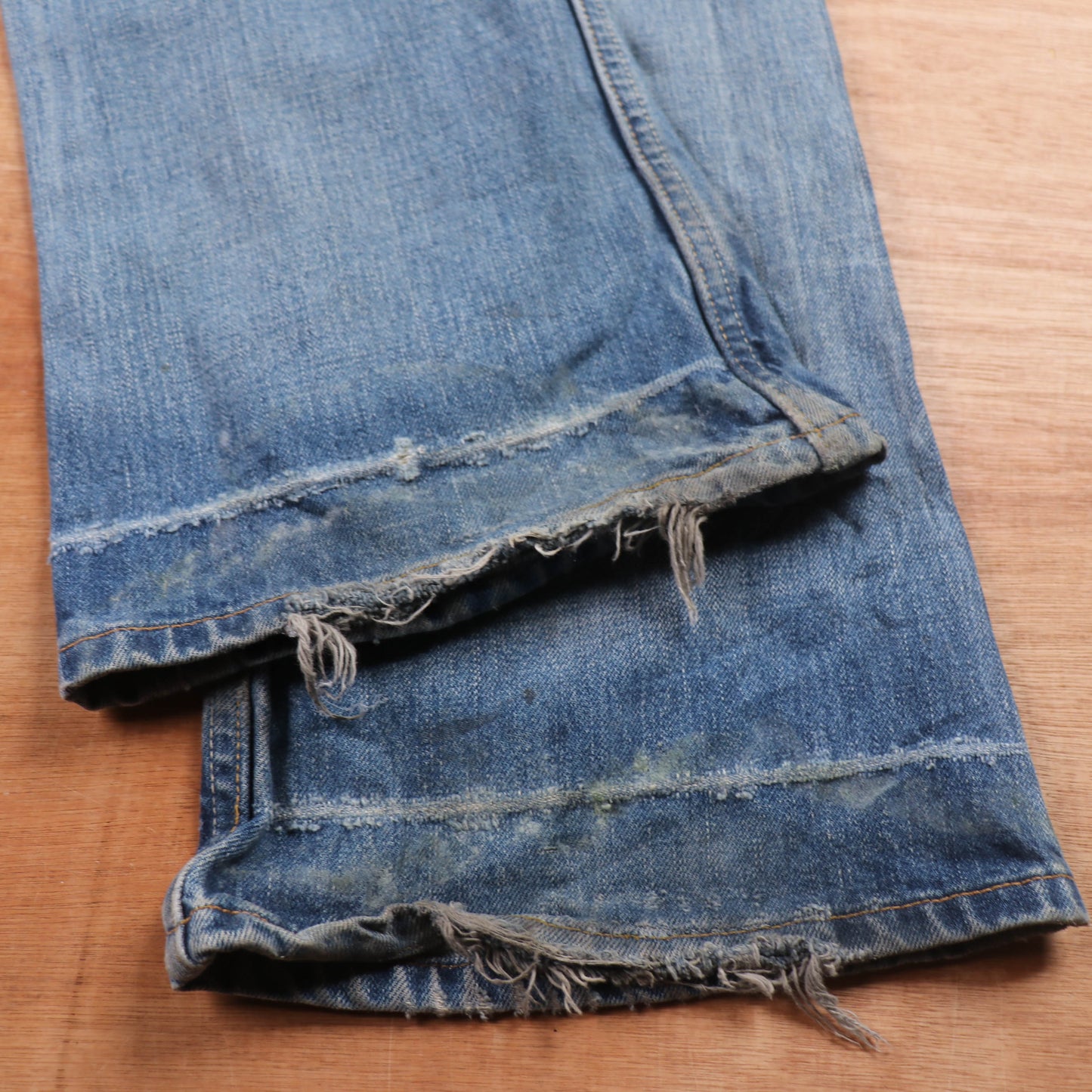 Levi's 513 Red Tab W32 L33 Straight Leg Slim Fit Blue Denim Jeans