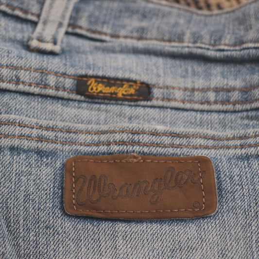 Wrangler W38 L33 Straight Leg Relaxed Fit Blue Denim Jeans
