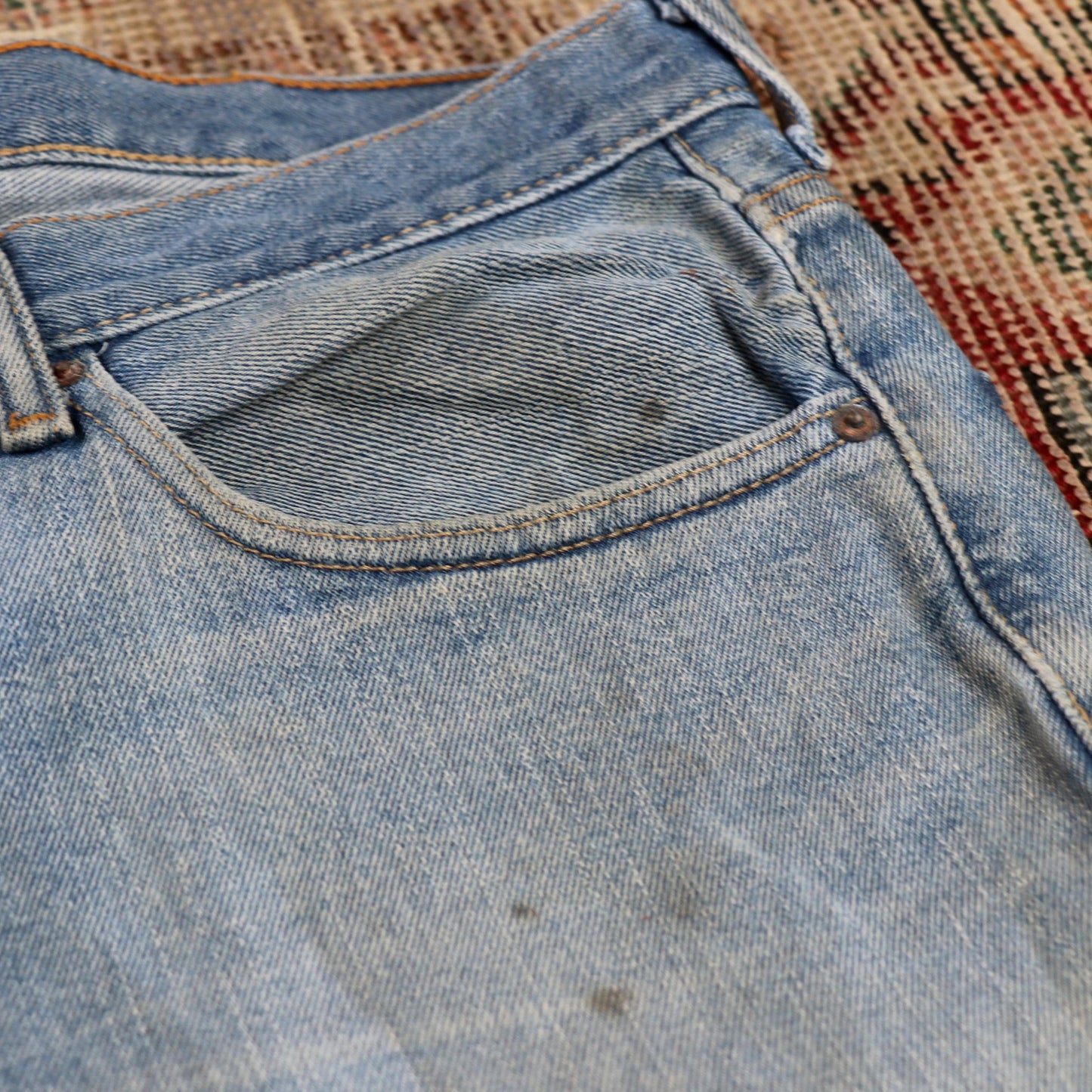 Levi's 550 W38 L30 Tapered Leg Relaxed Fit Blue Denim Jeans