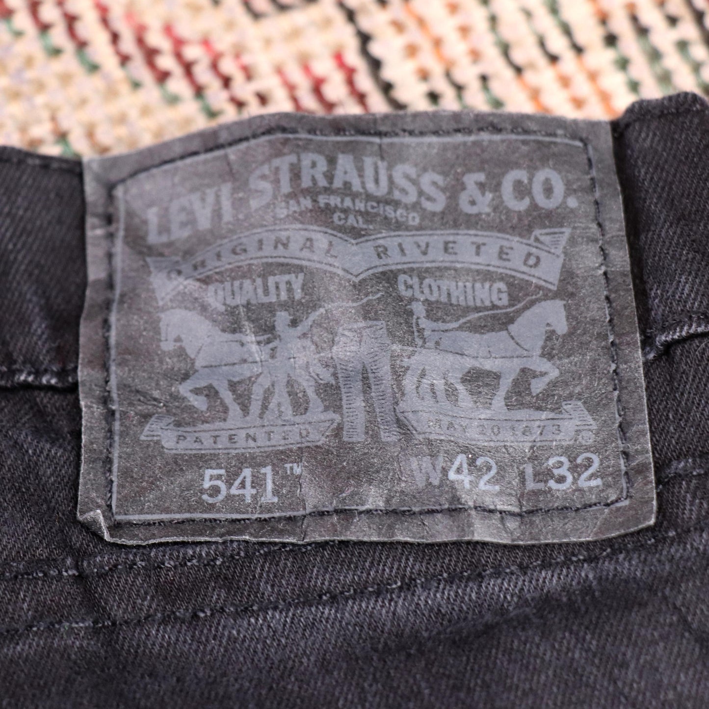 Levi's 541 W40 L30 Tapered Leg Black Denim Jeans