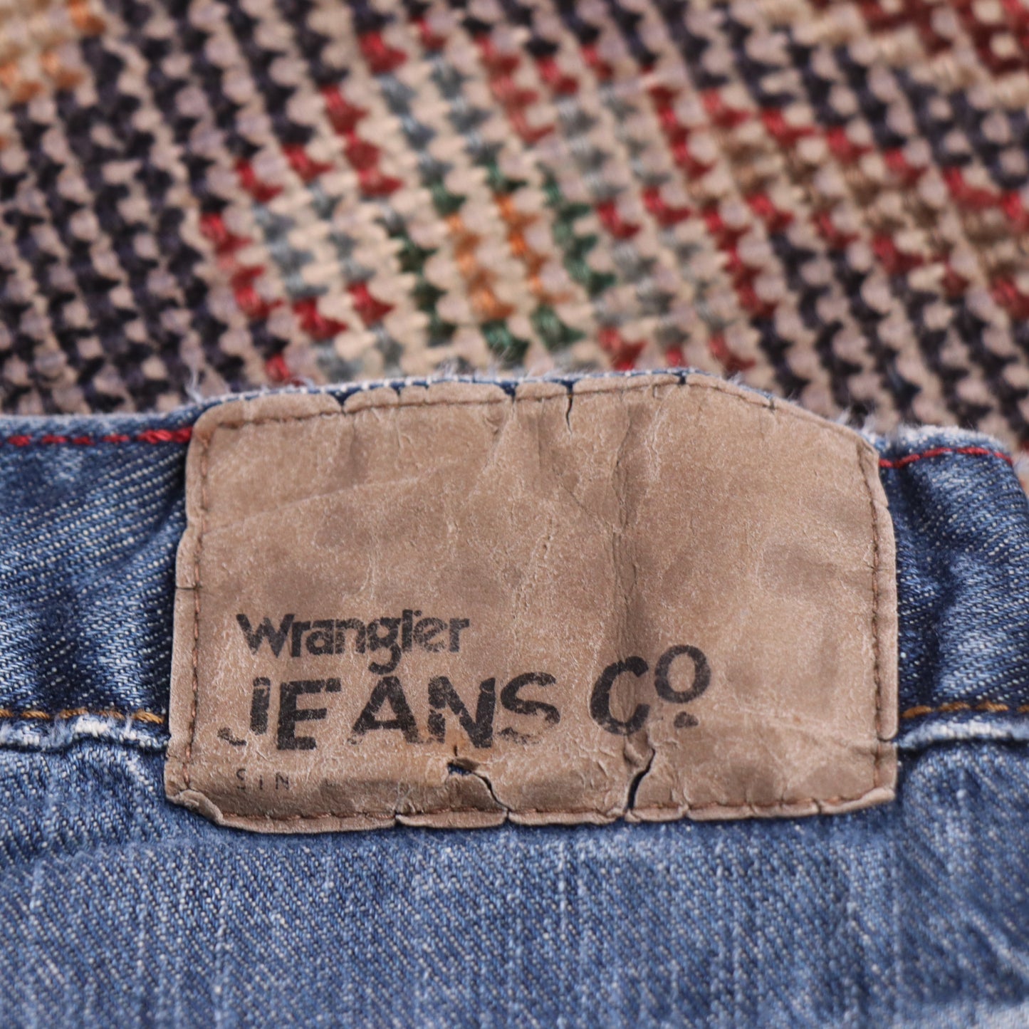 Wrangler W32 L30 Straight Leg Relaxed Fit Blue Denim Jeans