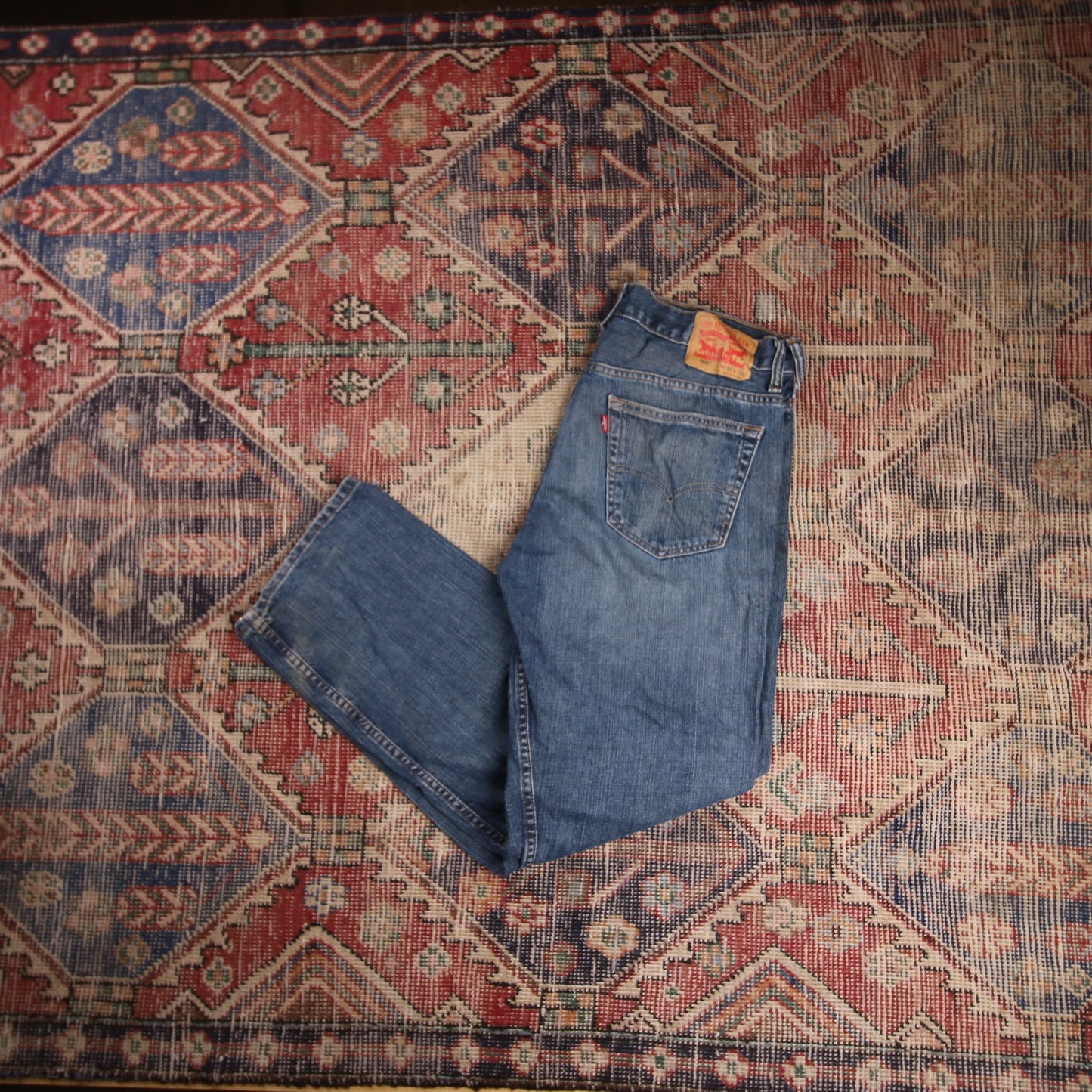 Levi's W34 L30 Straight Leg Loose Fit Classic Ripped Style Blue Denim Jeans