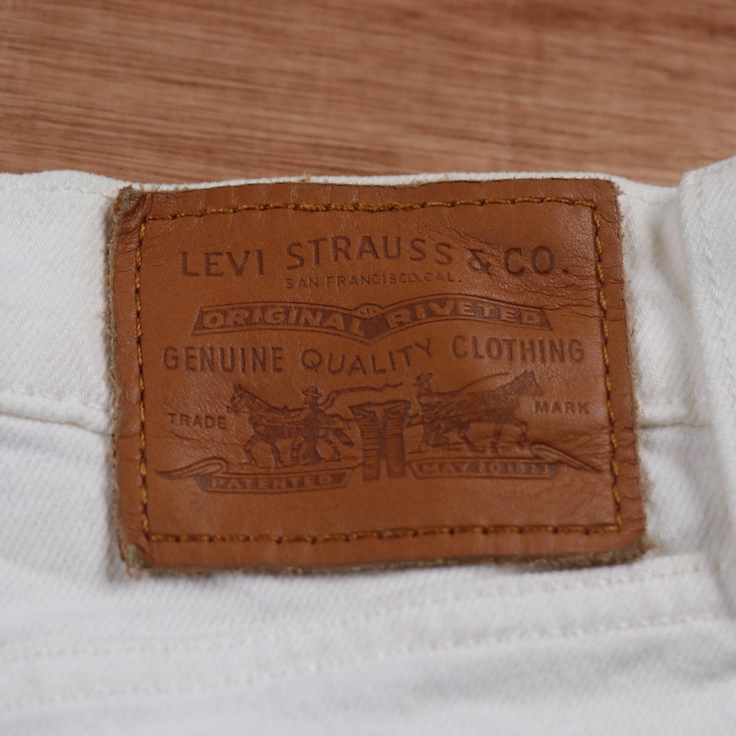 Levi's 721 Red Tab W28 L26 Straight Leg White Denim Jeans