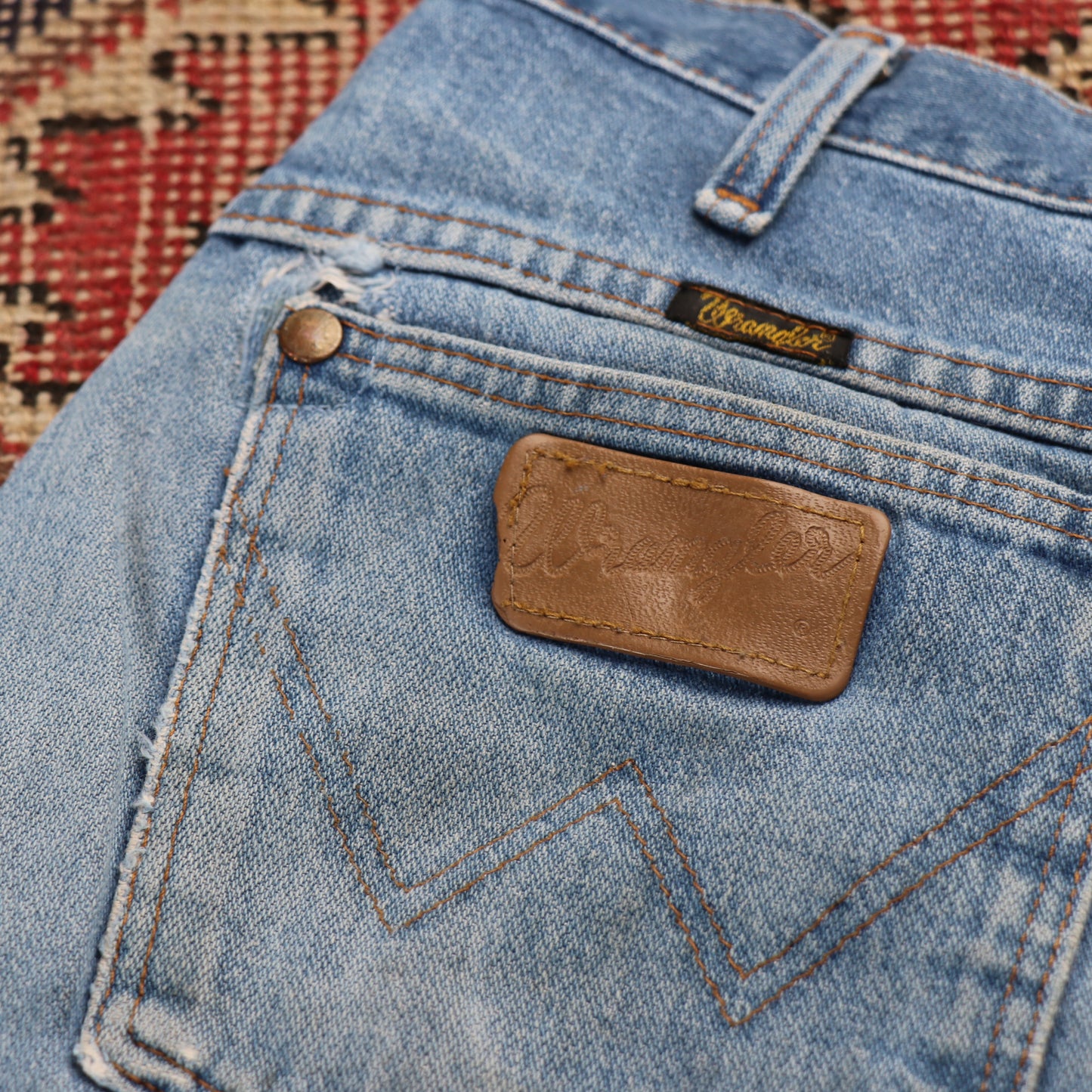 Wrangler W28 L33 Straight Leg Blue Denim Jeans