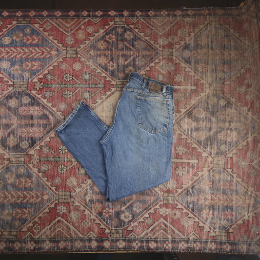 Wrangler W36 L28 Straight Leg Relaxed Fit Blue Denim Jeans