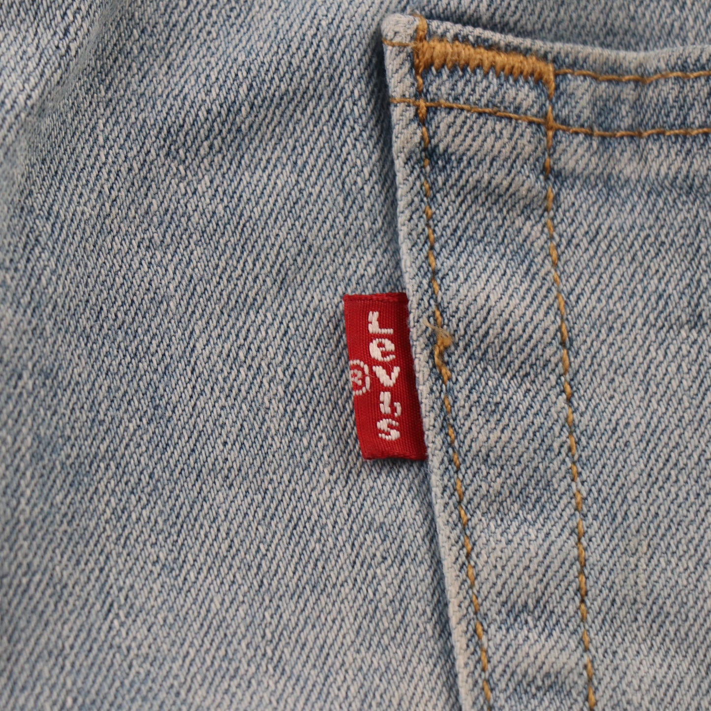 Levi's 512 Red Tab W38 L28 Tapered Leg Slim Fit Classic Ripped Style Blue Denim