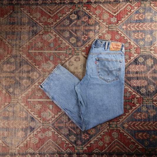 Levi's 550 Red Tab W38 L29 Tapered Leg Relaxed Fit Blue Denim Jeans