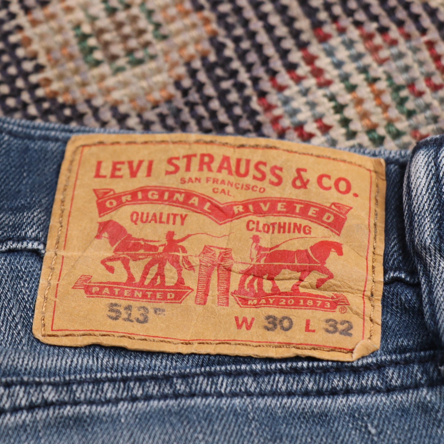 Levi's 513 W30 L30 Straight Leg Slim Fit Classic Ripped Style Blue Denim Jeans