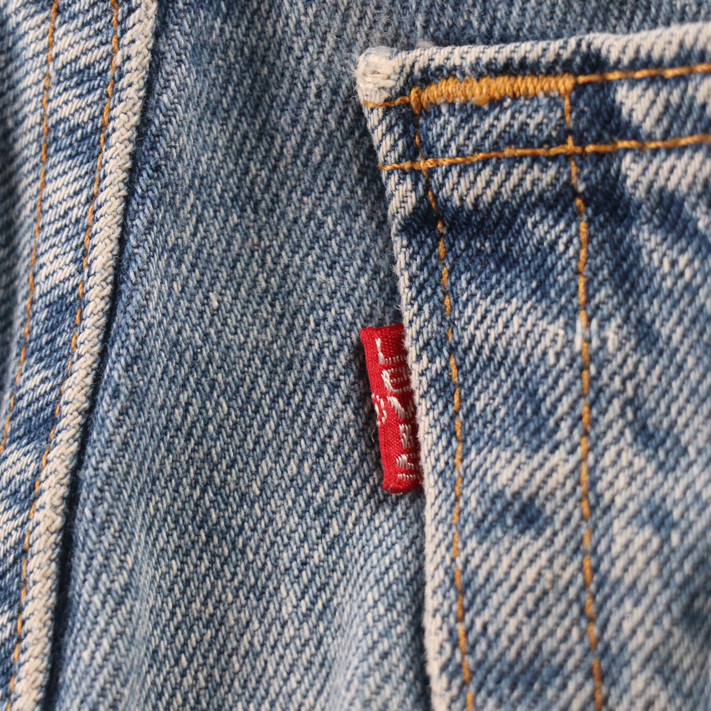 Levi's 550 Red Tab W36 L31 Tapered Leg Relaxed Fit Blue Denim Jeans