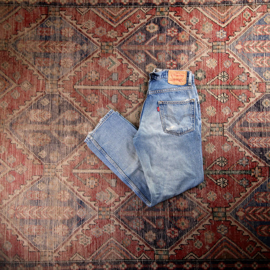 Levi's 501 Red Tab W28 L28 Original Fit Classic Ripped Style Blue Denim Jeans