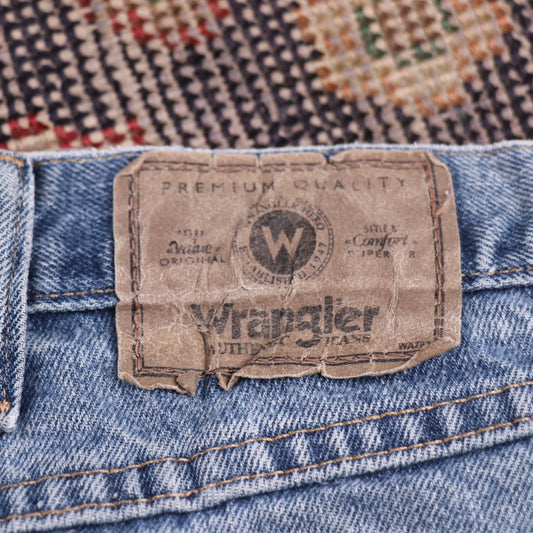 Wrangler W40 L31 Straight Leg Relaxed Fit Blue Denim Jeans