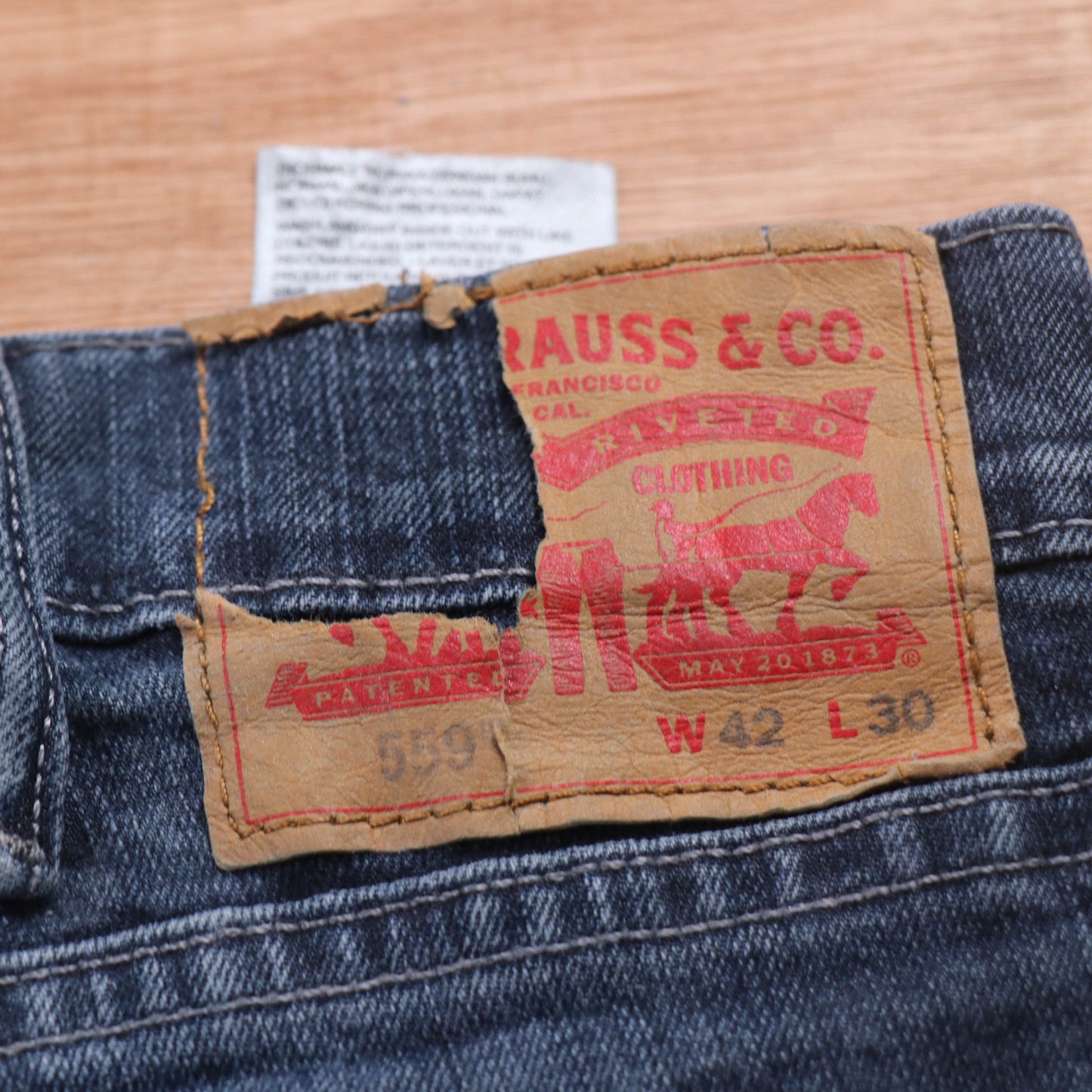 Levi's 559 Red Tab W42 L28 Straight Leg Relaxed Fit Blue Denim Jeans