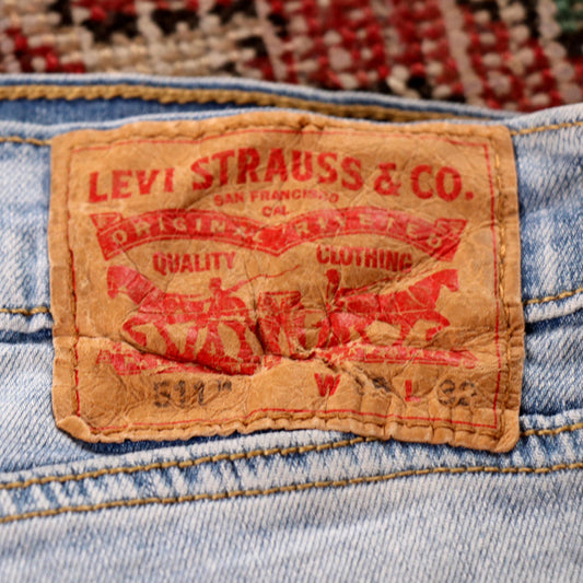 Levi's 501 Red Tab W36 L27 Original Fit Classic Ripped Style Blue Denim Jeans
