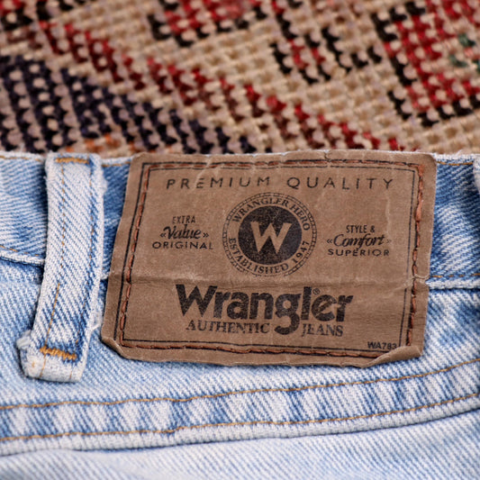 Wrangler W34 L30 Straight Leg Relaxed Fit Blue Denim Jeans
