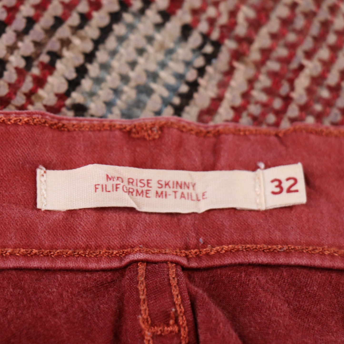 Levi's W32 L30 Mid Rise Skinny Fit Red Denim Jeans