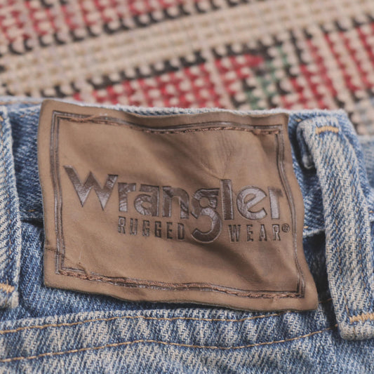 Wrangler W32 L33 Straight Leg Regular Fit Blue Denim Jeans