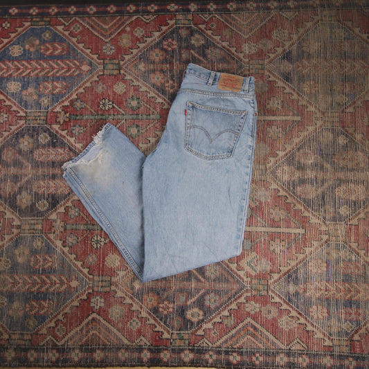 Levi's 550 W38 L32 Tapered Leg Relaxed Fit Blue Denim Jeans