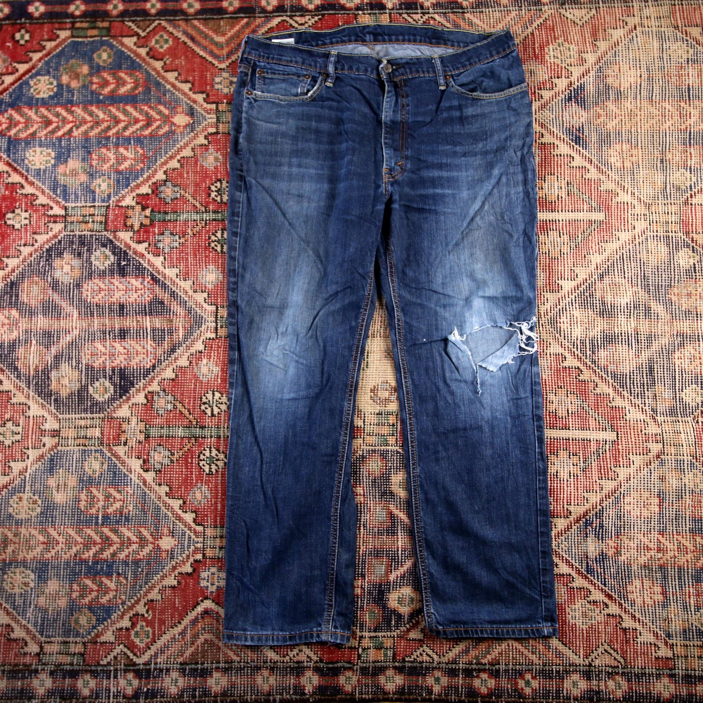 Levi's 541 W38 L28 Tapered Leg Classic Ripped style Blue Denim Jeans