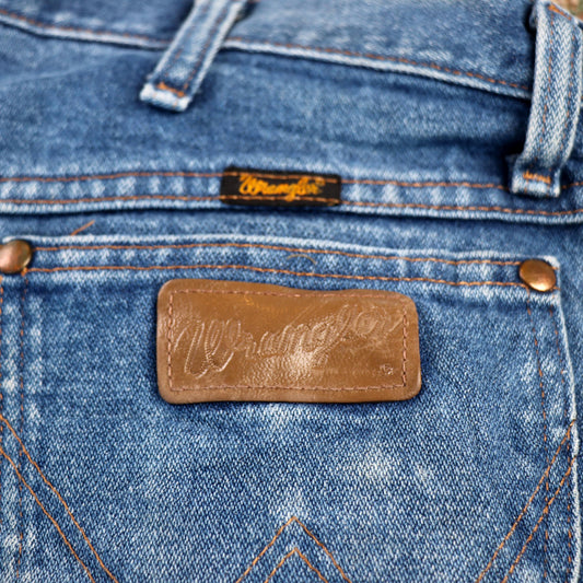 Wrangler W34 L32 Straight Leg Relaxed Fit Blue Denim Jeans