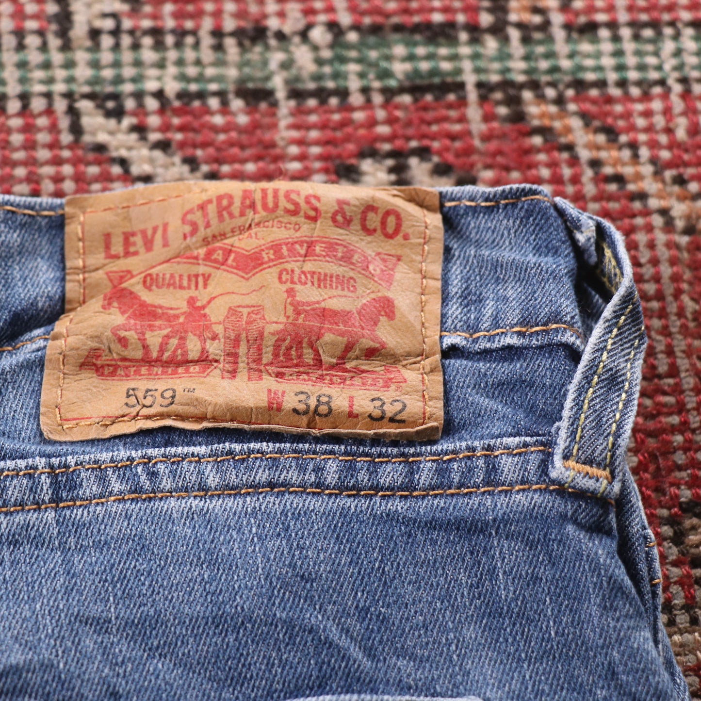 Levi's 559 Red Tab W40 L31 Straight Leg Relaxed Fit Blue Denim Jeans
