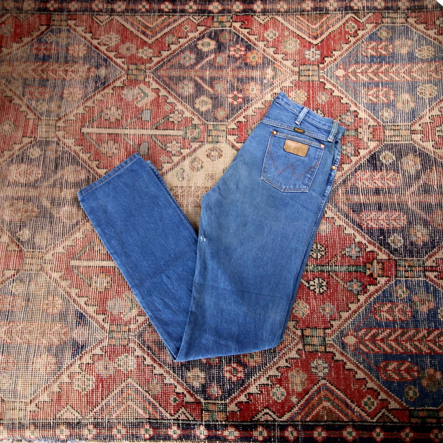 Wrangler W32 L36 Straight Leg Blue Denim Jeans