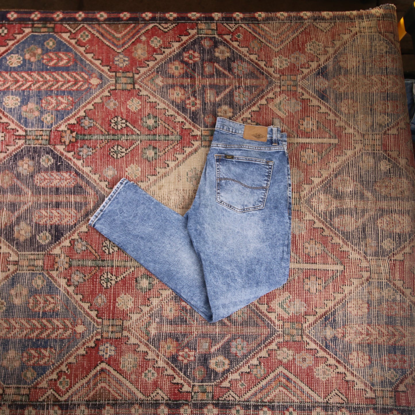 Lee W32 L29 Straight Leg Relaxed Fit Classic Ripped Style Blue Denim Jeans