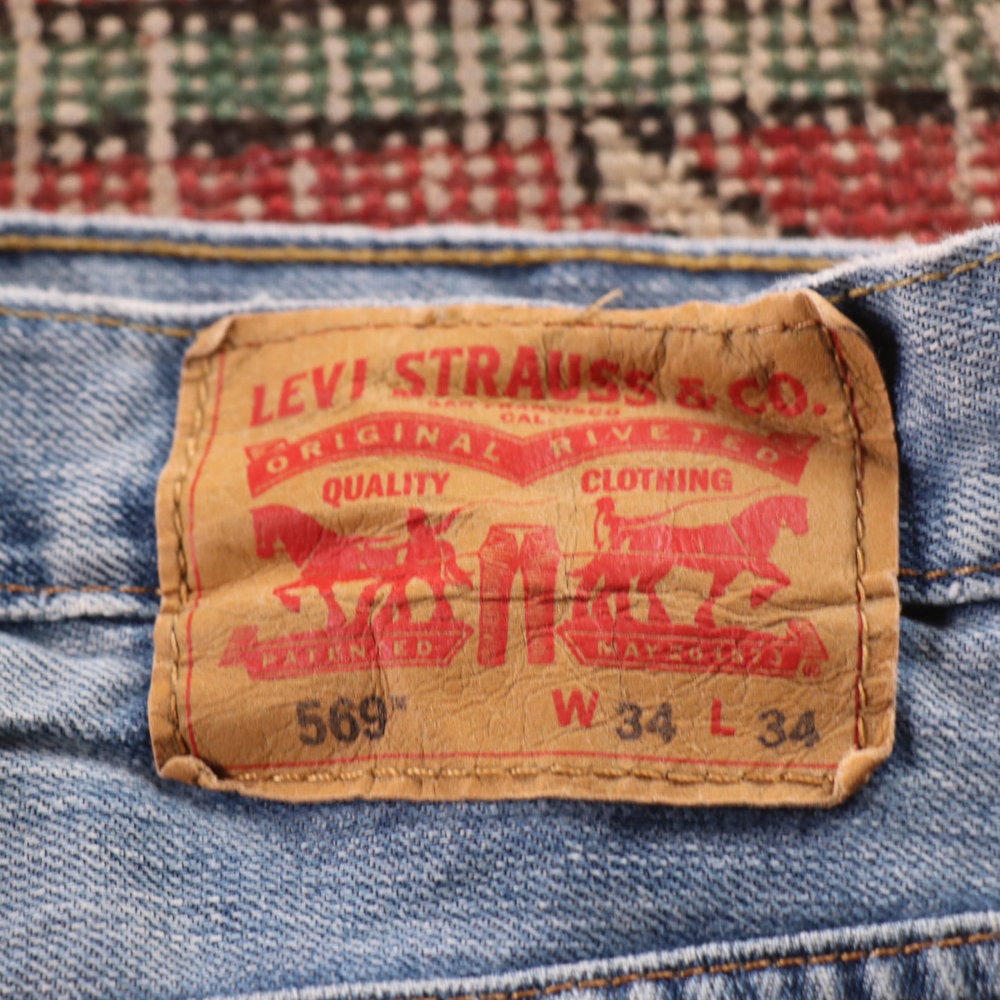Levi's 569 Red Tab W36 L32 Straight Leg Loose Fit Classic Ripped Style Blue Deni