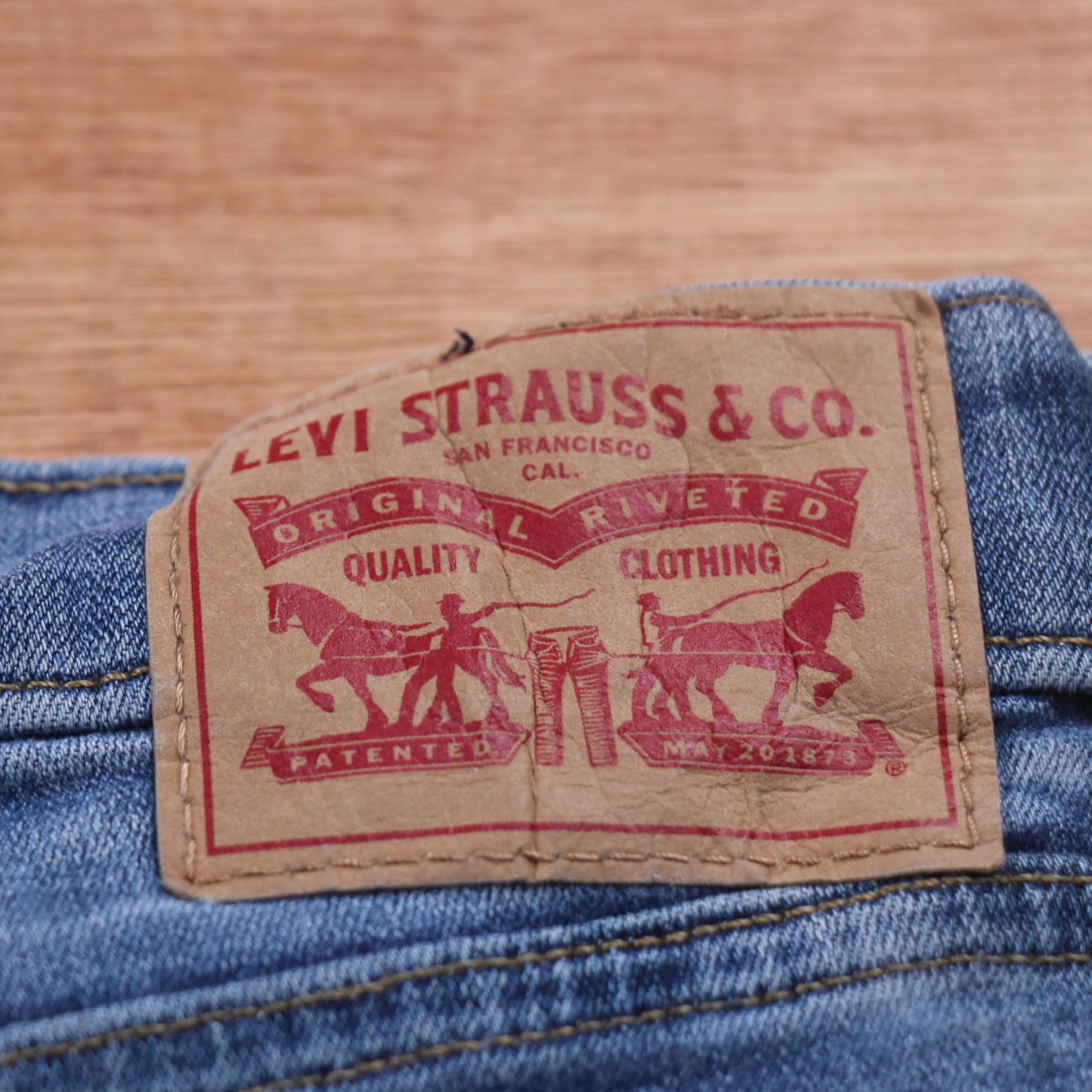 Levi's 723 Red Tab W28 L26 Boyfriend Classic Ripped Style Blue Denim Jeans