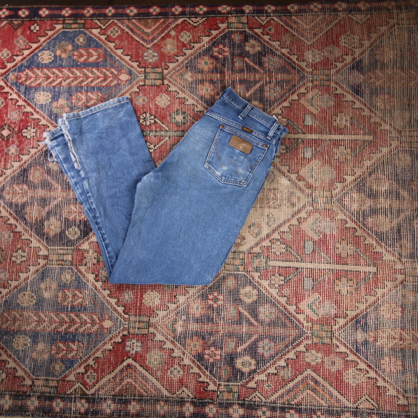 Wrangler W34 L32 Straight Leg Relaxed Fit Blue Denim Jeans